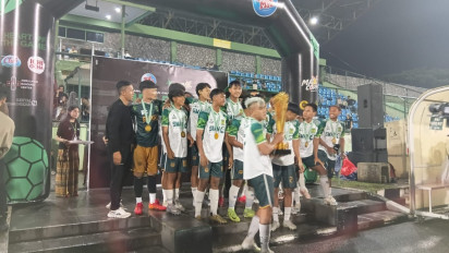 Hidupkan Kompetisi Akar Rumput Antar Sekolah, SMAN 4 Bandung Juara Ladang Selatan Football Championship 2026
