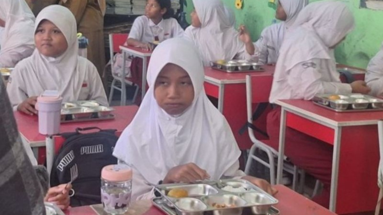 Selama Ramadan, Menu MBG di Depok Berubah
            - galeri foto