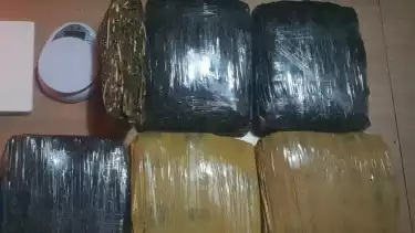 Tiga Pria Ditangkap Hendak Transaksi Narkoba di Parkiran Stasiun Tanah Abang, Ganja 15,5 Kilogram Disita