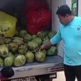 Viral Mobil SPPG di Pamekasan Salurkan Menu MBG Kelapa Muda dan Telur Mentah pada Siswa