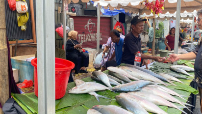 Pedagang Berharap Pemprov DKI Sediakan Air Gratis di Festival Ikan Bandeng Tahun Depan