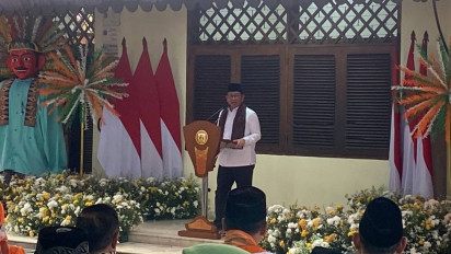 Curhat Dikritik Publik Gegara Sibuk Urusi Persija, Gubernur Pramono: Kemarin Kalah Lawan Arema Saja Enggak Bisa Tidur