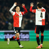 Hasil Eredivisie: Penalti Kontroversial Bawa Feyenoord Kunci 3 Poin di Ujung Laga