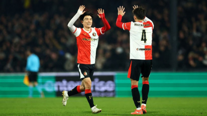 Hasil Eredivisie: Penalti Kontroversial Bawa Feyenoord Kunci 3 Poin di Ujung Laga