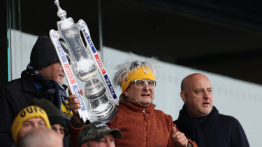 Drama Piala FA! Sunderland Hancurkan Oxford hingga Leeds Lolos dengan Cara Berbeda