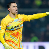 Emil Audero Menggila! 6 Penyelamatan Heroik Selamatkan Cremonese dari Kekalahan Lawan Genoa