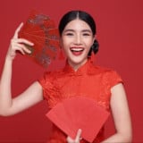 Besok Tahun Baru Imlek, Apakah Boleh Seorang Muslim Menerima Angpao?