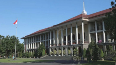 Usai Kritik Pemerintah soal Kasus Anak NTT, Ketua BEM UGM Diteror dan Dituding Agen Asing, DPR: Praktik Pembungkaman