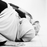 Ternyata Sajadah Model Begini Bisa Merusak Pahala Shalat Berjamaah di Masjid Kata Buya Yahya