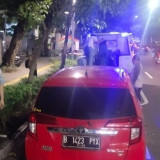 Viral Emak-emak Tangkap Sendiri Terduga Penipu Travel Umroh di Depan Kantor Polisi, Rugi hingga Rp20 Juta