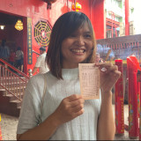 Penasaran soal Hoki Masa Depan, Warga Medan Ikut Ritual Tjiam Si di Pecinan Glodok