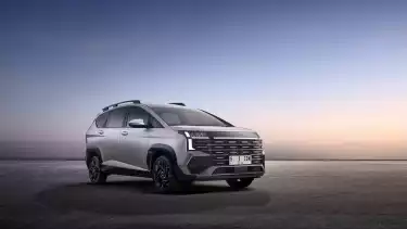 Hyundai Stargazer Cartenz