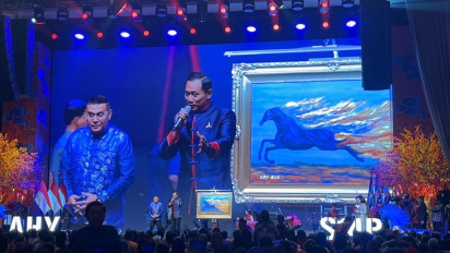 SBY Lelang Lukisan Kuda Api Spesial Imlek, Dibeli Rp6,5 Miliar oleh Konglomerat Low Tuck Kwong