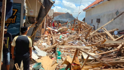 Tujuh Rumah Hancur Akibat Ledakan Hebat Petasan di Situbondo, Seorang Tewas dan Lima Lainnya Luka-luka