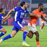 3 Hukuman Berat Ini Hantui Persib Bandung, Pengulangan Sanksi Bisa Buat AFC ..