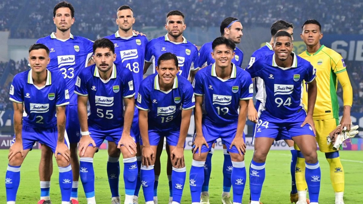 Warga Thailand Berbondong-bondong Tuntut AFC Banned Persib usai Ricuh Vs Ratchaburi, Sebut Indonesia Pantas Dilarang Ikut Kompetisi Asia Selamanya
            - galeri foto