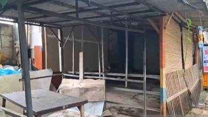 Ada Aksi Biduan di Balik Gubuk Karaoke, Warga Kembangan Jakbar Geram Lihat Aktivitas Tak Lazim di Pinggir Tol Tiap Malam