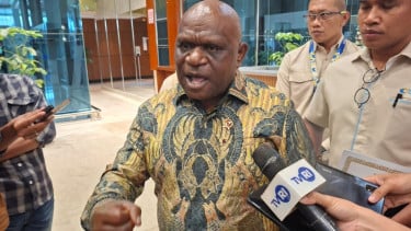 Serahkan Draft ke Baleg, Menteri HAM Pigai Targetkan RUU Masyarakat Adat Rampung Tahun Ini