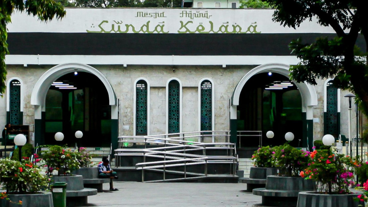 Sejarah Berdirinya Masjid Agung Sunda Kelapa, Sempat Ditentang Pemerintah Hingga Kebangkitan Umat Islam di Kawasan Elite Jakarta Pasca G30S PKI
            - galeri foto