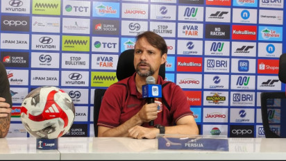 Mauricio Souza Tak Pusingkan Masalah Rumput JIS: Kita Telah Main di 3 Stadion Kandang Berbeda!  ‎