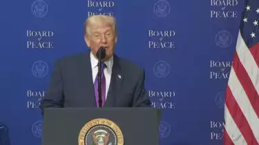 Presiden Amerika Serikat (AS) Donald Trump menyampaikan sambutan dalam pertemuan perdana tingkat kepala negara Dewan Perdamaian (Board of Peace) di Washington DC, Kamis (19/2/2026).