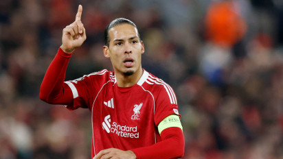 Bukan Salah, Van Dijk Nilai Sosok Ini Layak Jadi Kapten Masa Depan Liverpool