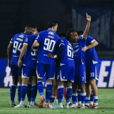 Hitung-hitungan Media Thailand Soal Sanksi AFC kepada Persib Bandung Gegara Oknum Suporter Masuk Lapangan: Denda Ribuan Dollar
