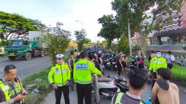 Ganggu Kenyamanan Ramadhan, Ratusan Motor Terjaring Razia Balap Liar di Porong, Sidoarjo