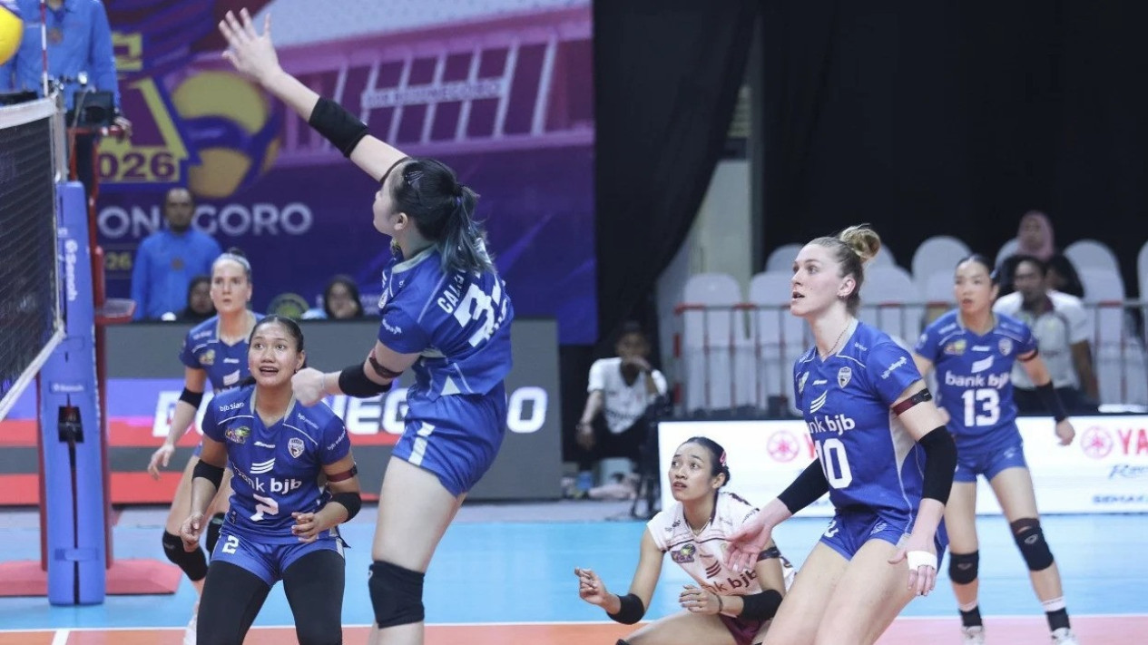 Gagal Melangkah ke Final Four Proliga 2026, Pelatih Ungkap Penyebab Bandung BJB Tandamata Menyerah pada Jakarta Popsivo Polwan 
            - galeri foto