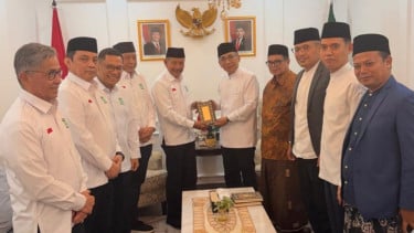 Sambut Ramadan 2026, Sinar Mas Wakafkan 2.000 Mushaf Alquran untuk PBNU dan Majelis Alumni IPNU