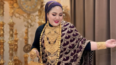 Siapa Sih Mira Hayati? Bos Kosmetik Berbahaya Dijuluki 'Ratu Emas' Makassar yang Dijebloskan ke Penjara