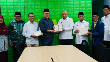 Sinar Mas Kembali Wakaf 2.000 Alquran Lewat ICMI, Total Donasi Sudah Tembus 1,4 Juta Mushaf