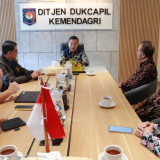 Dirjen Dukcapil Tunjuk Banyumas dan Depok Jadi Role Model IKD, Perlinsos Makin Tepat Sasaran