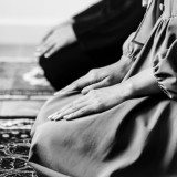 Berapa Rakaat Shalat Tarawih Sesuai Ajaran Rasulullah SAW? Ini Penjelasan Ustaz Khalid Basalamah