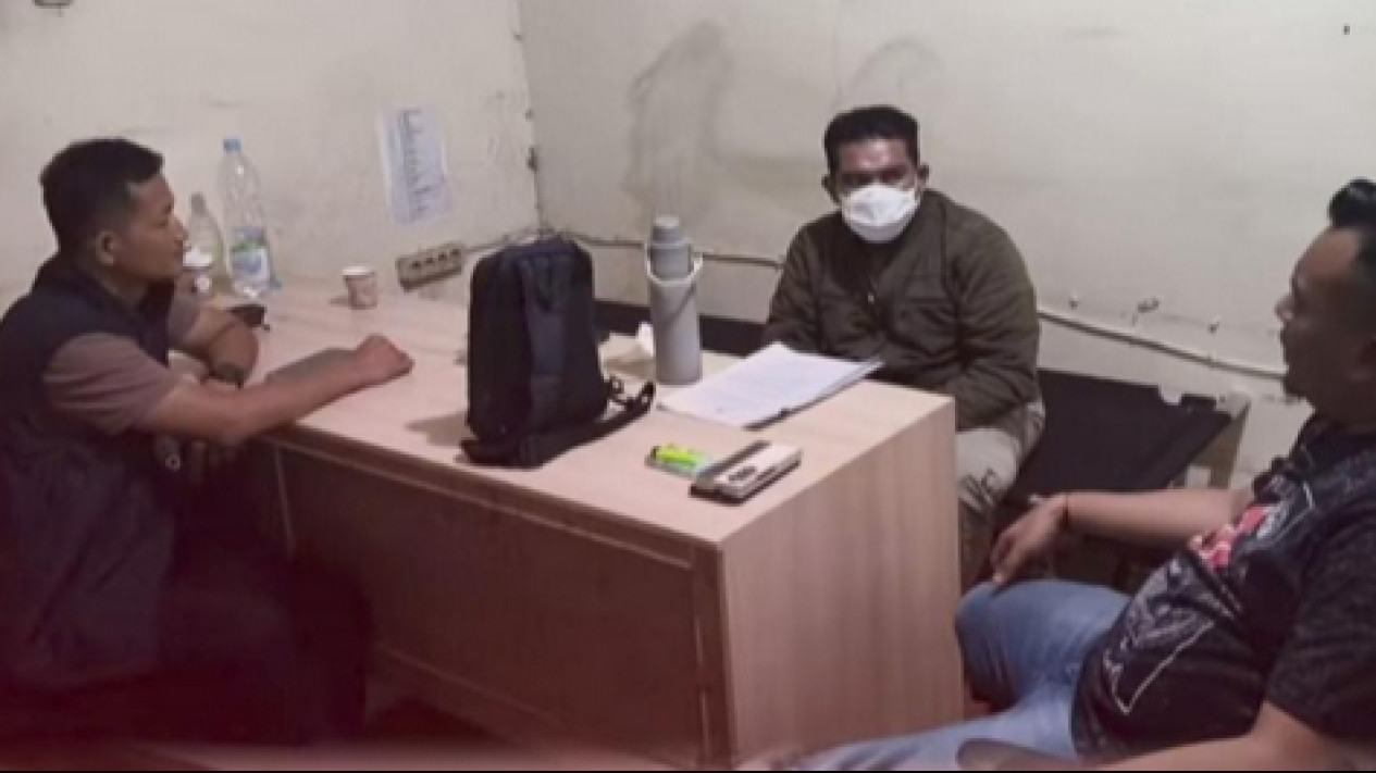 Akhirnya Pria Aceh Hina Nabi Muhammad Dibekuk Polisi, Polda Aceh Ceritakan Kronologinya
            - galeri foto