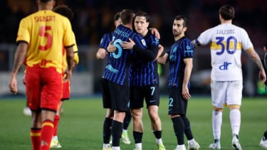 Dihujani Cemoohan, Bastoni Tetap Menang! Inter Milan Amankan 3 Poin Penting