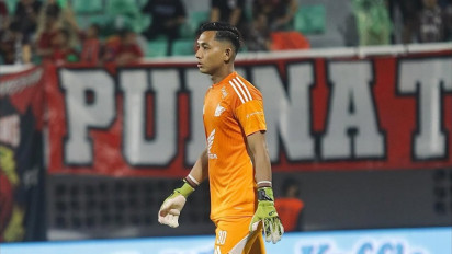 Blunder Penjaga Gawang PSM Makassar Reza Arya saat Lawan Persija Disorot Asing, Sang Kiper Disejajarkan dengan Andre Onana