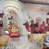 Meriahnya Perayaan Ulang Tahun Anjing sekaligus Cap Go Meh di Gedung Mewah Surabaya