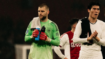 Debut Tercoreng Hasil Seri, Maarten Paes Akui Kekurangan Ini di Ajax