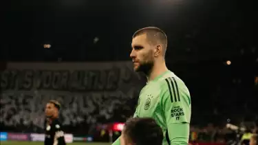 Maarten Paes di Ajax Amsterdam