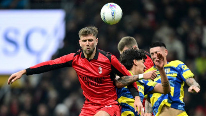 Kejutan Menyakitkan! AC Milan Tampil Dominan, tapi Kalah dari Parma: Gelar Scudetto Milik Inter?