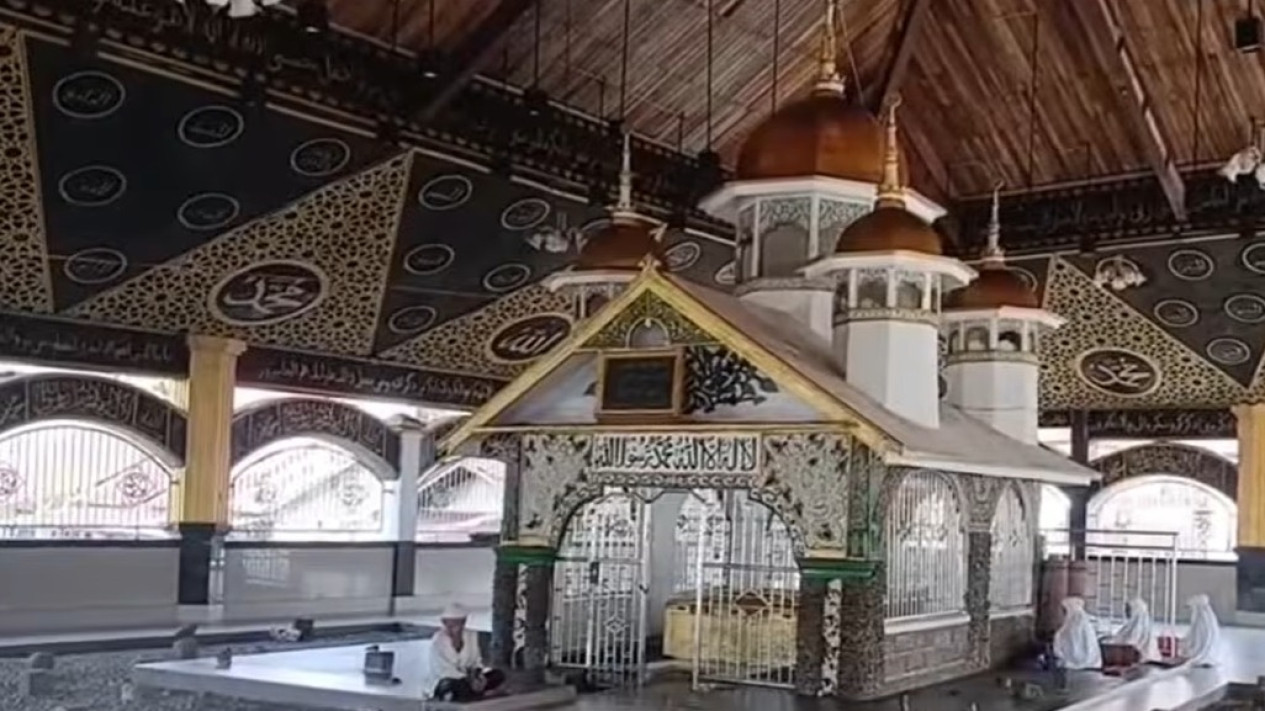 Puasa Ramadhan Jemaah Tarekat Syattariyah Beda dengan Muhammadiyah dan Pemerintah, Begini Penjelasan Ulama
            - galeri foto