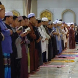 Ribuan Santri Ponpes Al-Fatah Temboro Magetan Laksanakan Salat Tarawih 30 Juz Berdurasi hingga 8 Jam