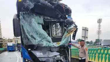 Kecelakaan Dua Bus Transjakarta di Cipulir, Polisi Sebut Sopir Mengakui Tertidur saat Mengemudi