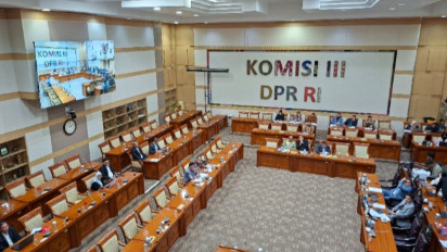 Ayah ABK Fandi Ramadan Menangis Minta Keadilan untuk Anaknya yang Dihukum Mati karena Kasus Narkoba, DPR Turun Tangan