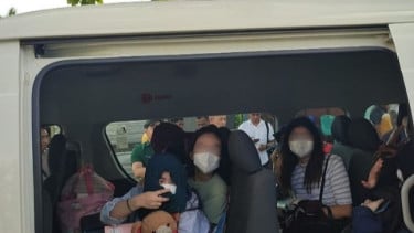 Carter Pesawat, KDM Terbang ke NTT Jemput 12 Warga Jabar yang Dipaksa Jadi Pemandu Karaoke