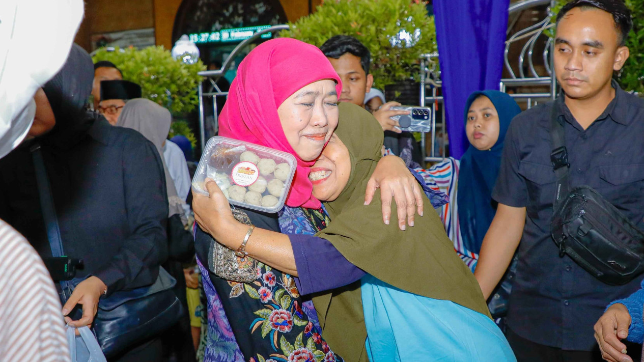 Pasar Murah di Jemur Wonosari, Gubernur Khofifah Pastikan Harga Terkendali dan Daya Beli Masyarakat Terjaga
            - galeri foto