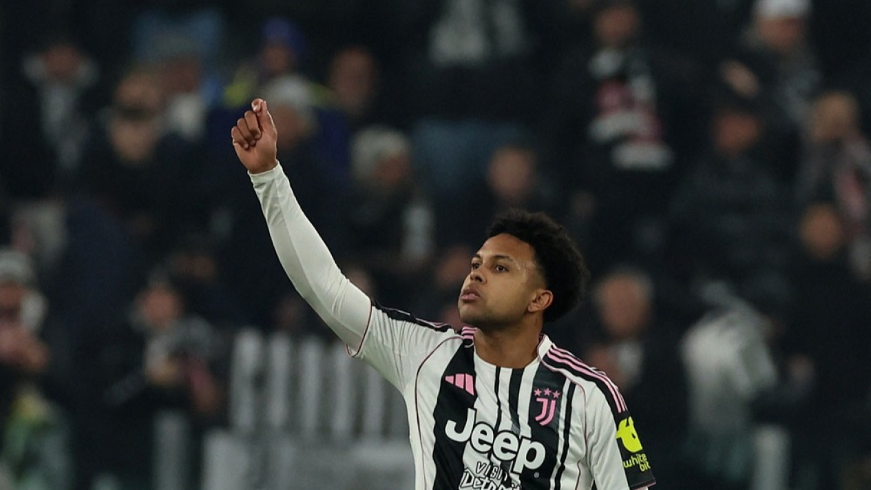 Inter Milan Terima Kabar Buruk, Juventus Akhirnya Segera Amankan Weston McKennie dalam Kontrak Panjang
            - galeri foto