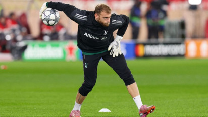 Dari Kritik ke Ancaman! Nasib Tragis Kiper Juventus Michele Di Gregorio Usai Rentetan Kekalahan Bianconeri