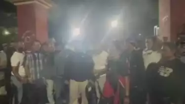 Soal Brimob Aniaya Siswa di Tual, Massa Geruduk Polda DIY, Warga Jogja Turun Tangan Lawan Massa Anarkis